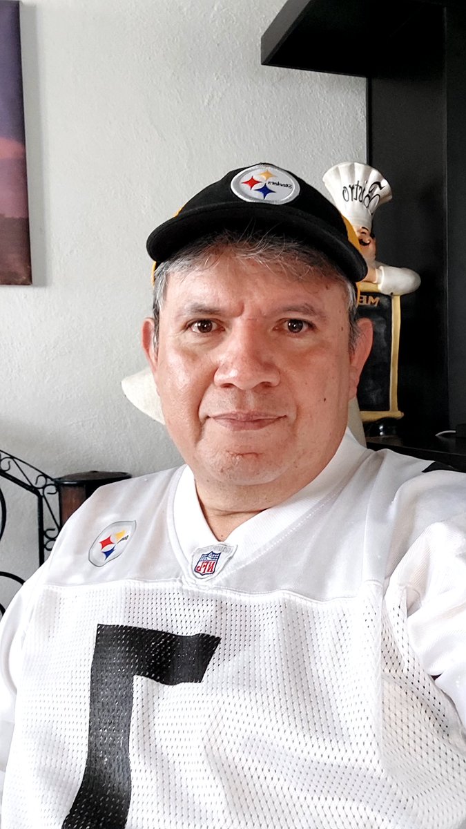MiguelGomez's tweet photo. @FOXImpactoNFL #NFL @steelers Saludos desde Parras de la Fuente, Coahuila #HereWeGo https://t.co/XkmdPMfr2S