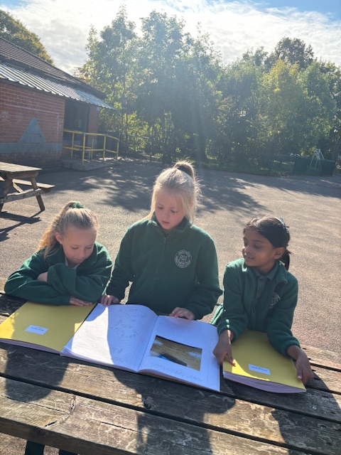 You should be very proud of your writing Y3.  A whole story written and read to your peers in the sunshine. <a href="/mrstayloryr5/">@SallyTaylorCBPSA</a> <a href="/DaweCaroline/">Mrs Dawe</a>