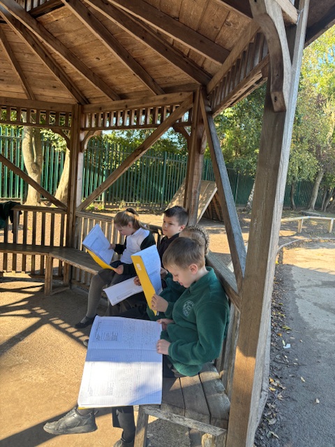 The children thoroughly enjoyed reading out their version of 'Jack's Basket' to each other. <a href="/mrstayloryr5/">@SallyTaylorCBPSA</a> <a href="/DaweCaroline/">Mrs Dawe</a>