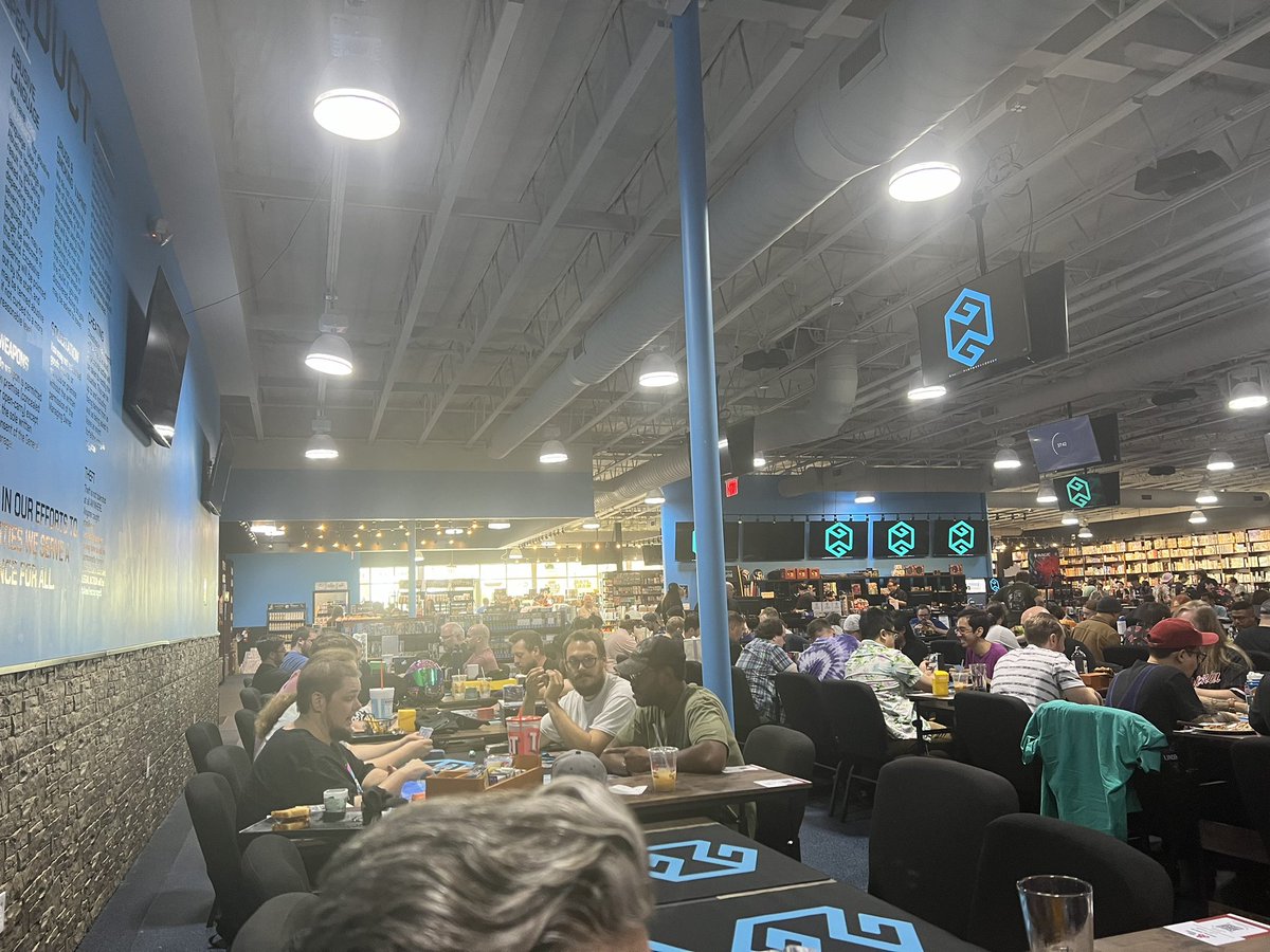 StudiosThrow's tweet image. Amazing day spent nerding out at the new @gamersguildaz location in Phx. Think LV amenities merged with the biggest game store you can imagine. AZ gamers are spoiled. #gamer #gaming #gamenight