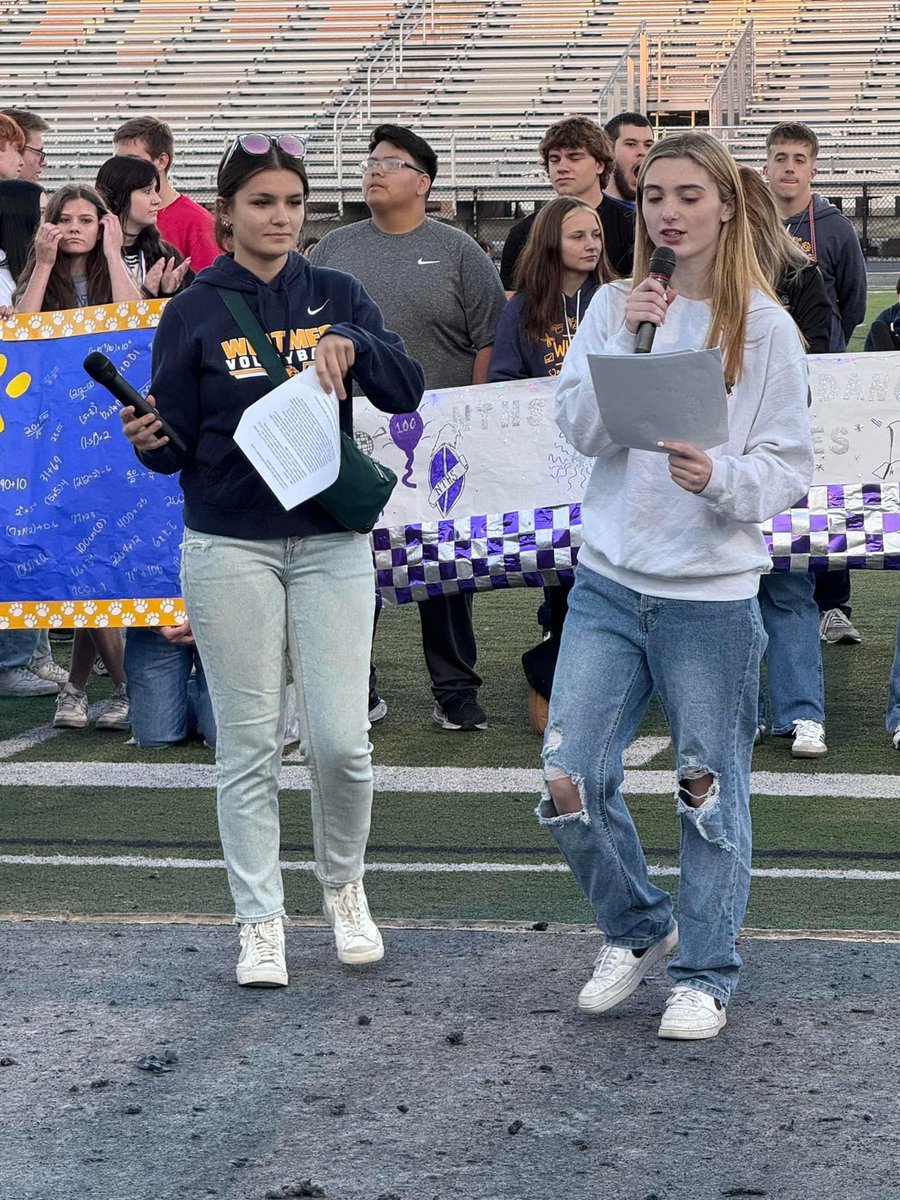 Addyson Yedica, senior in Teaching Professions, did an amazing job hosting the Snake Dance!!!! 🎤 🌟