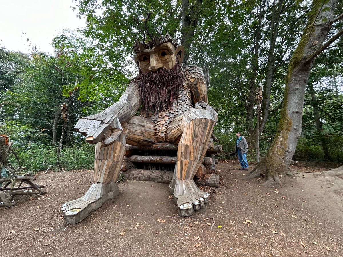 Our wonderful Vashon Island troll.
#troll #trolls #Vashon #Outdoorplay #art #artpiece