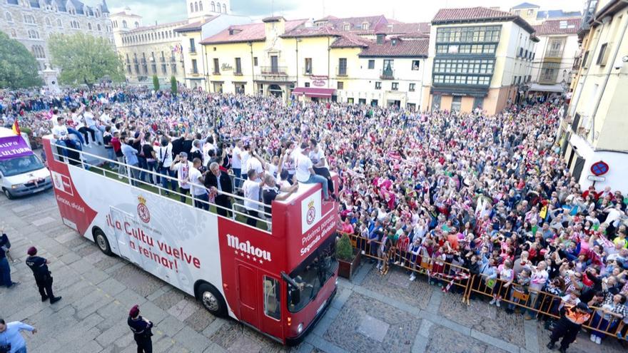 ✅Cultural⚽️ (Líder - Puesto de ascenso directo)
✅Cultural🏀(3º - Puesto de playoff)
✅Ademar (5º - Puesto europeo)
✅Júpiter (4º - Puesto de playoff)
✅Olímpico (Líder - Puesto de ascenso directo)
✅BFL (4º - Puesto de playoff)

¿Año histórico para el deporte de la capital?