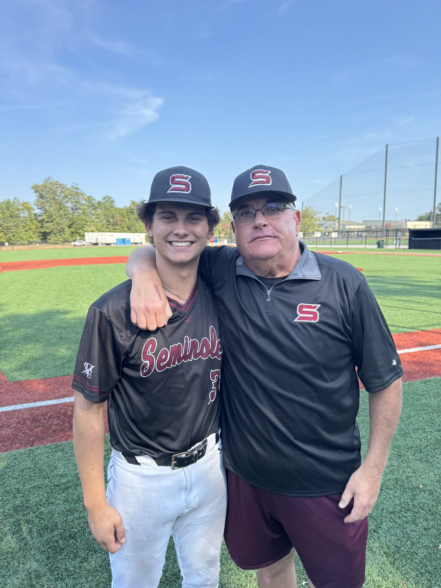 PapaPete tweet media