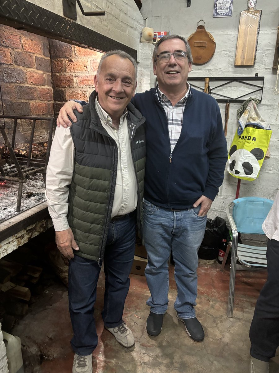 José López Rubio tweet media