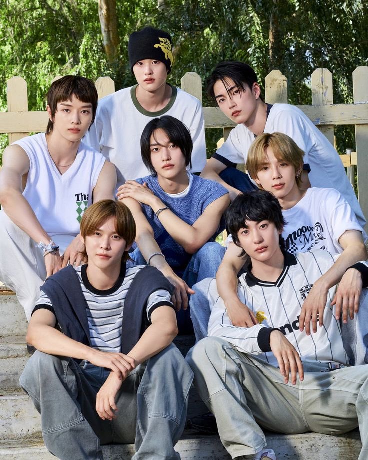 STAYS, this is not about #STRAYKIDS, let's support #RIIZE's fandom BRIIZE, who are going through this difficult time right now. Regardless of the reason for removing a member, let's show solidarity.

BRING BACK SEUNGHAN 
JUSTICE FOR SEUNGHAN 
#SMSupportsBullying
#RiizeIs7
