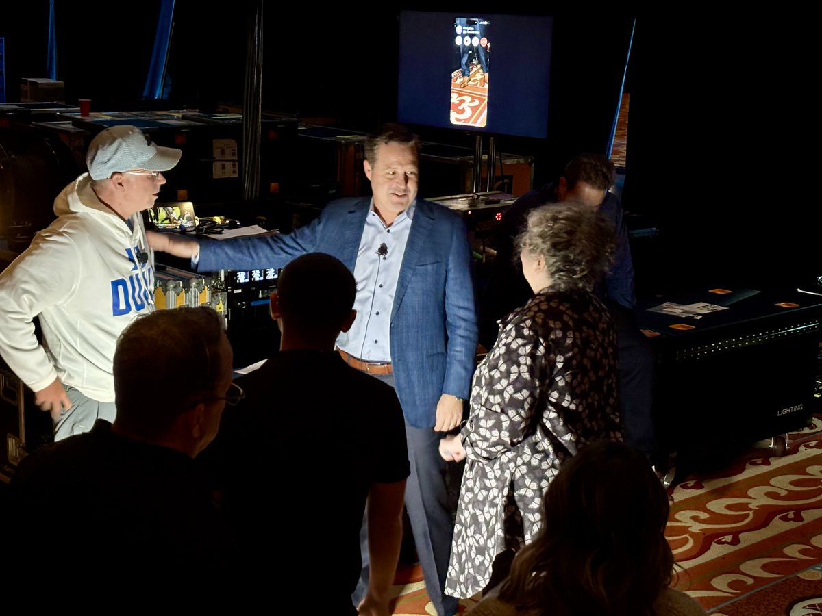 CalixHQ's tweet photo. Behind the scenes with Calix’s chief commercial operations officer Matt Collins and @GerryDee! 🎬
 
We’re gearing up for tomorrow for exciting announcements at the Opening General Session and a night of comedy gold with our friend Gerry Dee. ⭐ https://t.co/yFD7qVxRLw