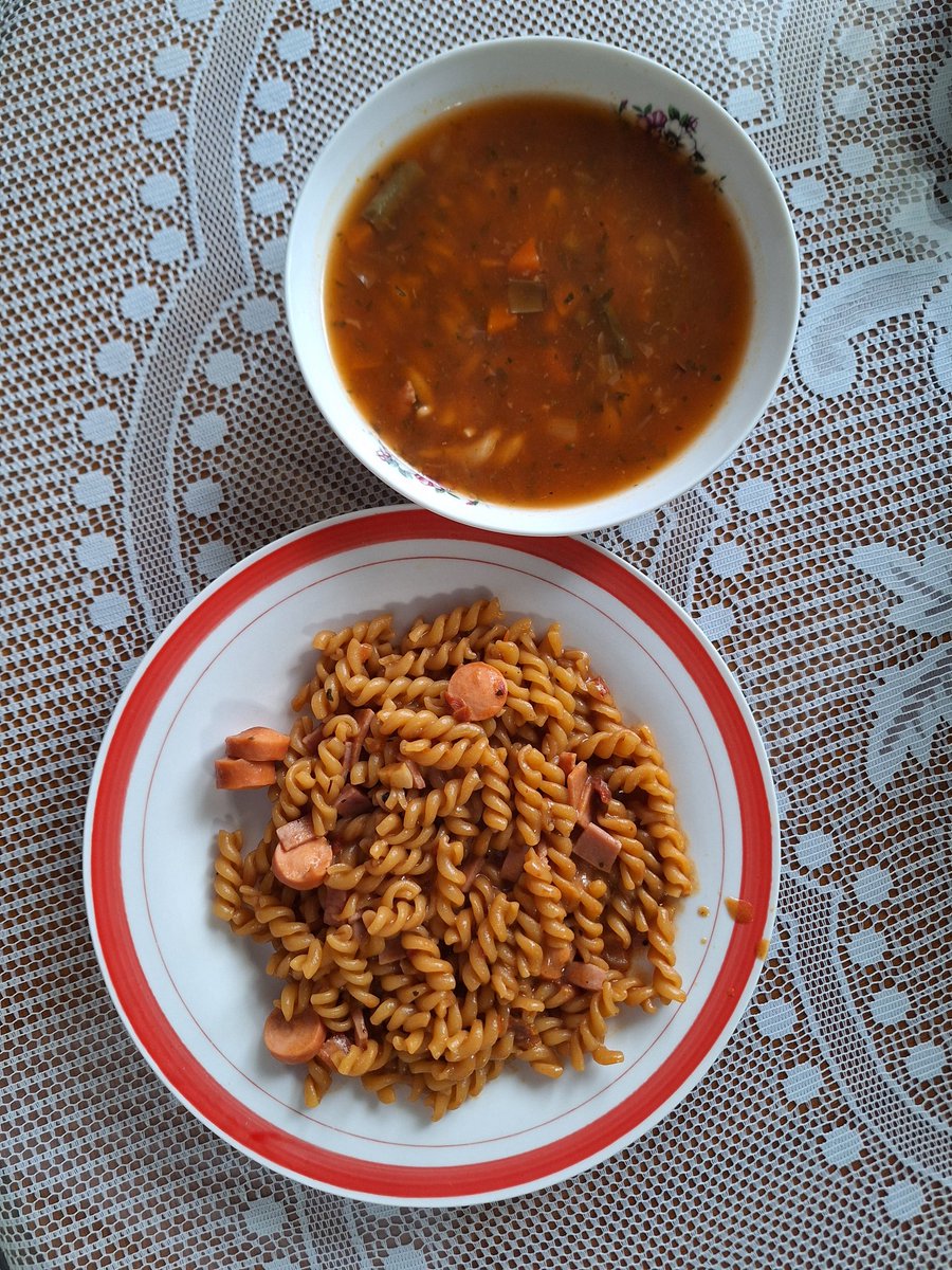 rey23rod's tweet image. For this #homemade #sundaymeal 
Minestrone soup
Fussili with sausage