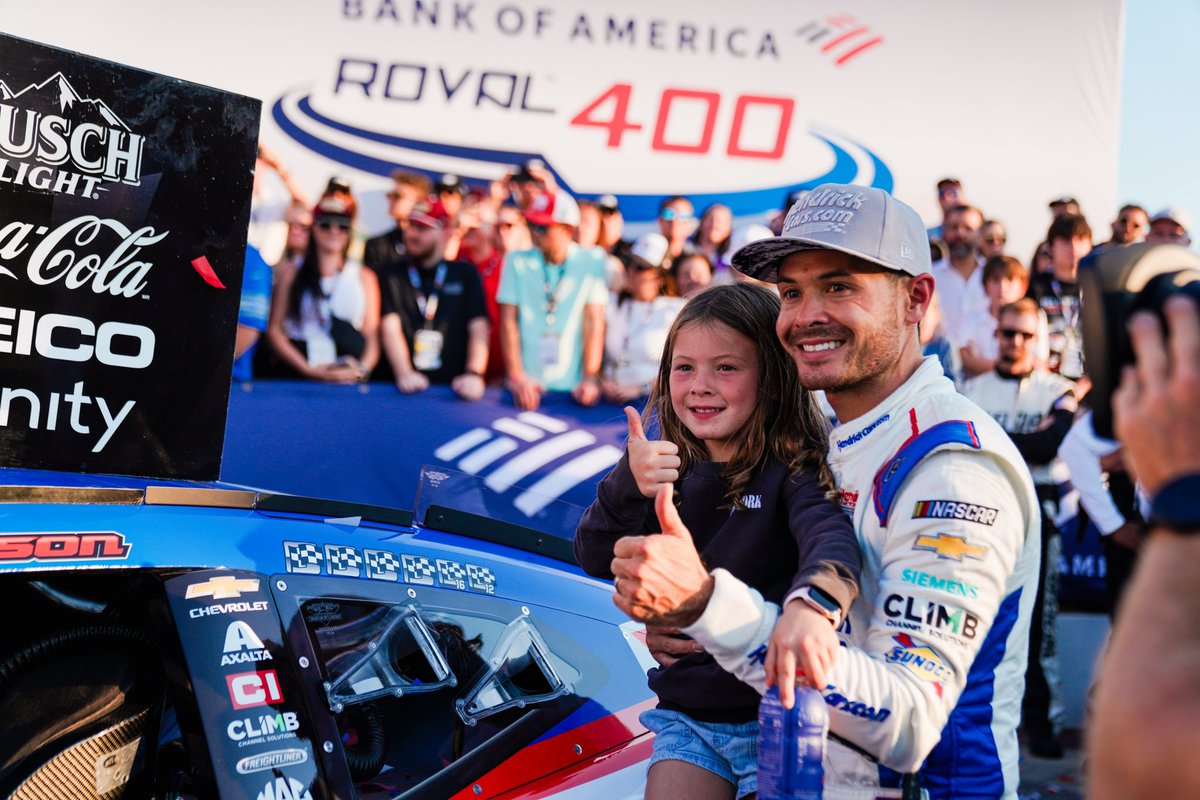 TeamHendrick's tweet photo. Nothing beats that home race win feeling. https://t.co/00gSGQE5PN