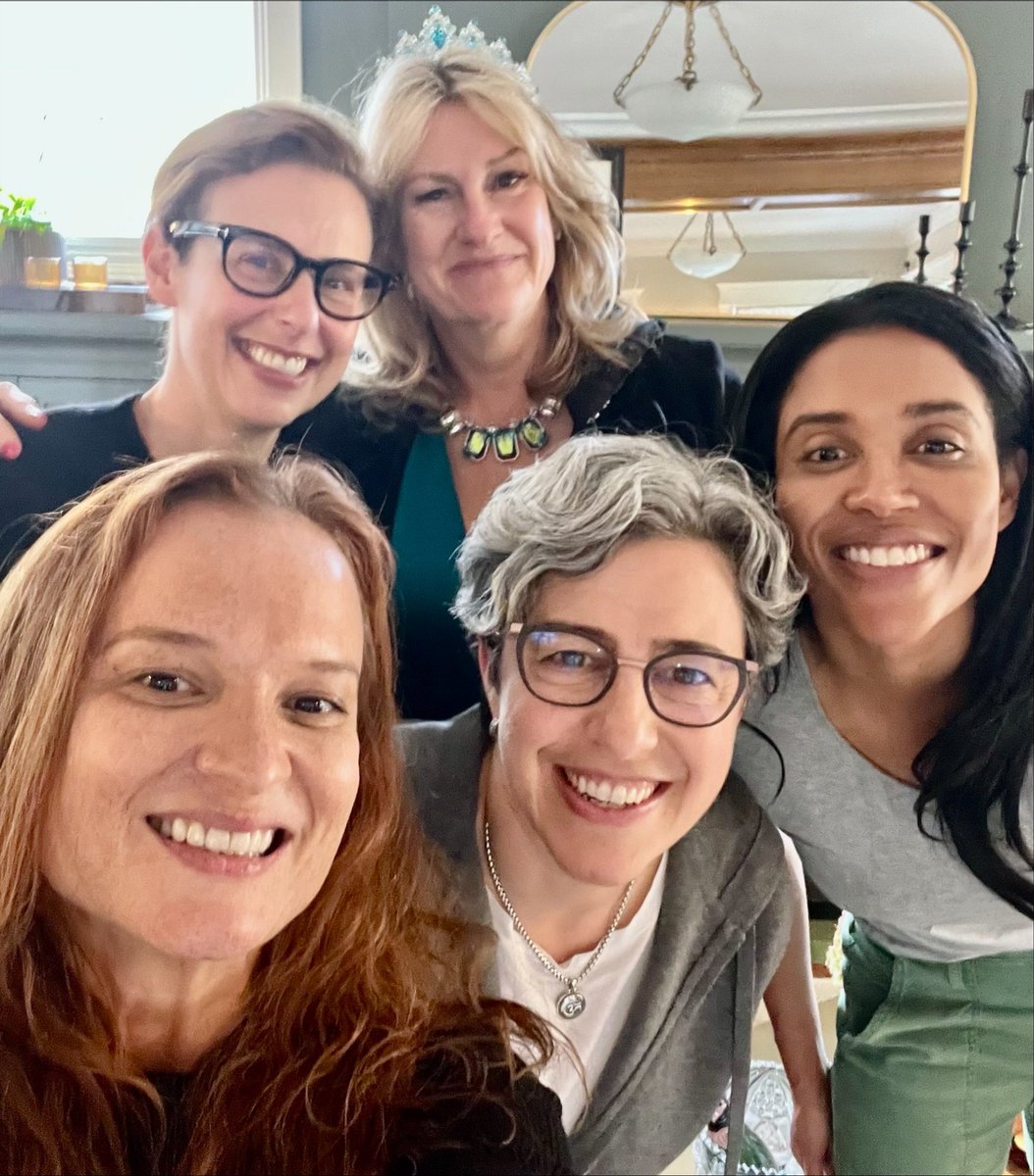 A group of women having fun together
Sarah, Rima, Keri, Catherine & Linda