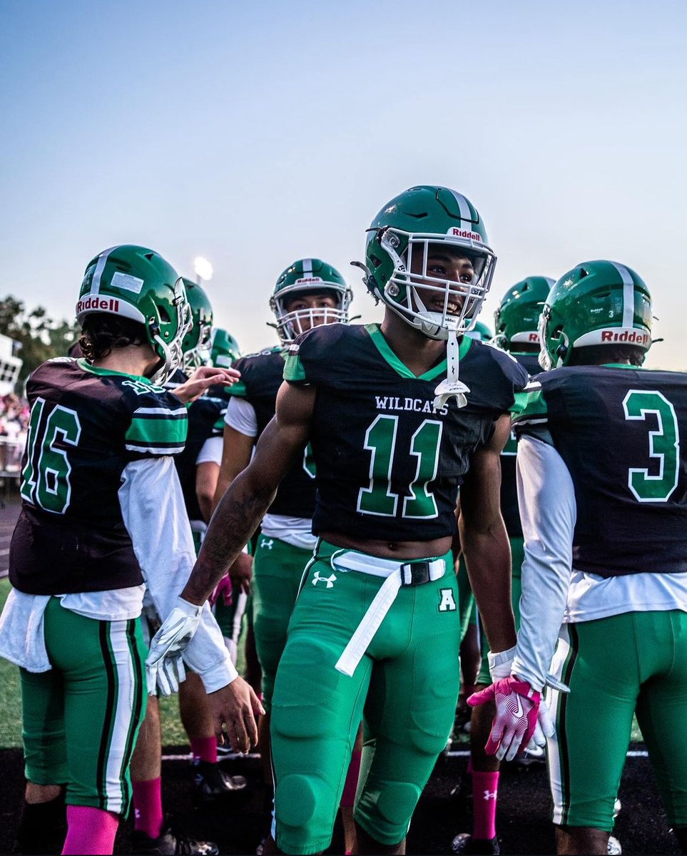 Jonathan_Colem's tweet image. (first 5 games Jonathan Coleman Junior Year )
( CLASS OF 2026 )
Arundel High school odenton maryland
hudl.com/v/2QPPdv
email jon21coleman@gmail.com
Phone : 410-562-(5828)