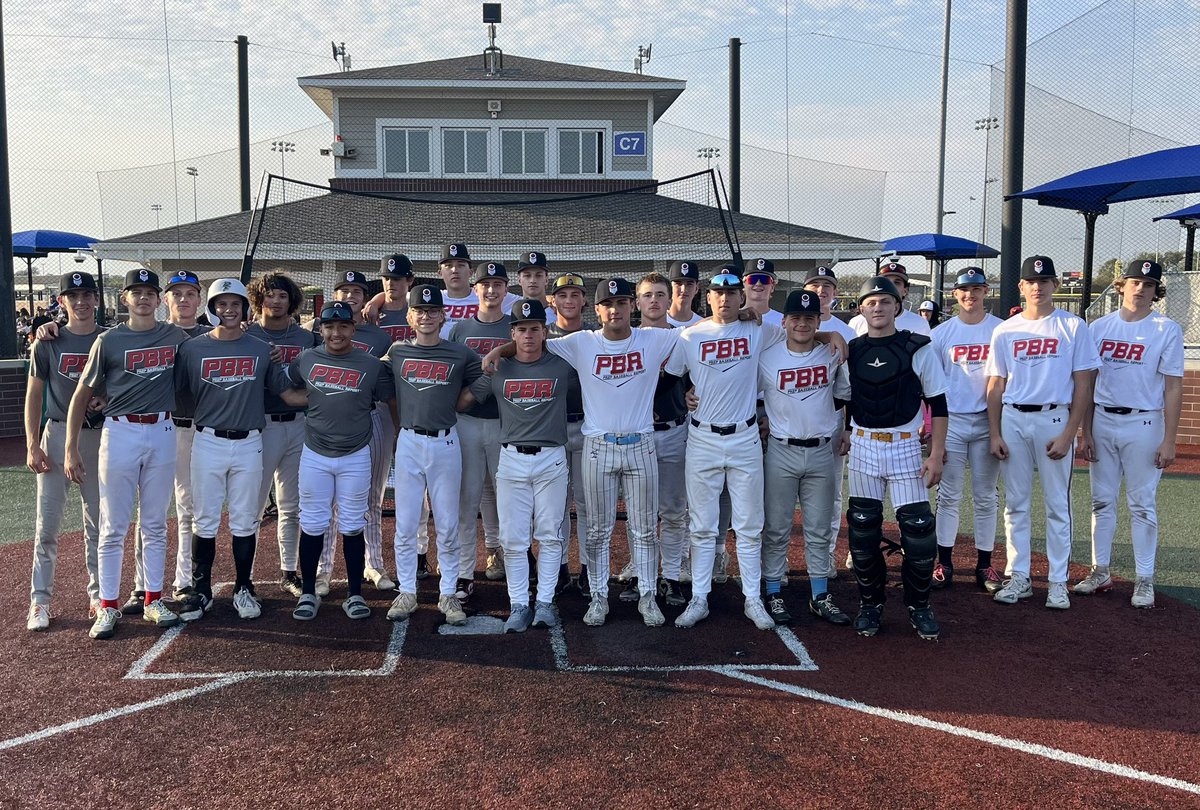 PrepBaseballIN's tweet photo. ๐๐ป๐ฑ๐ถ๐ฎ๐ป๐ฎ ๐๐ฎ๐น๐น ๐ฆ๐๐ฎ๐๐ฒ ๐๐ฎ๐บ๐ฒ๐โ
Thatโs a wrap on the 3rd annual #FallStateGames๐ฅ
Plenty of talented high school players from around the state showed out this weekend @GrandParkSports
#BeSeen || #HoosierState https://t.co/vVqTR29gRQ