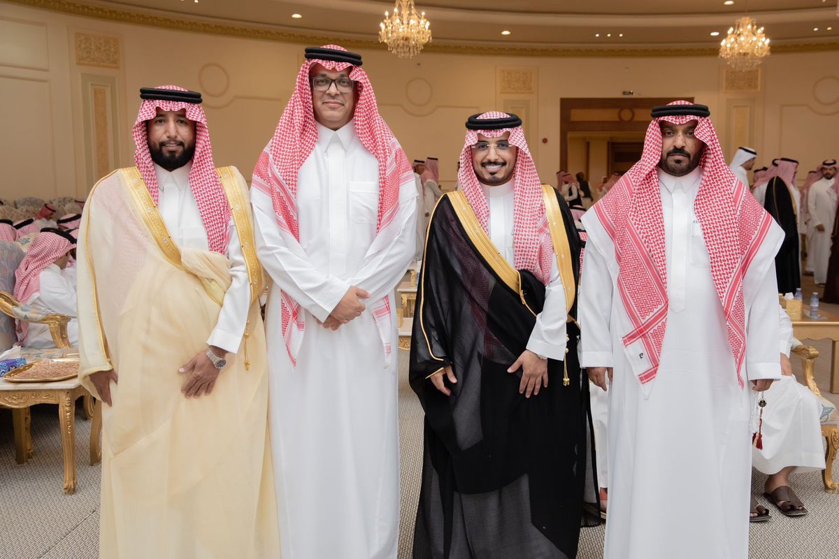 AAlsrheed's tweet photo. من زواج الاخ فهد بن بدن السبيعي الله يوفقه ويبارك له  في زواجه 

@fahad4art 
@FBedn https://t.co/tphwqD37te