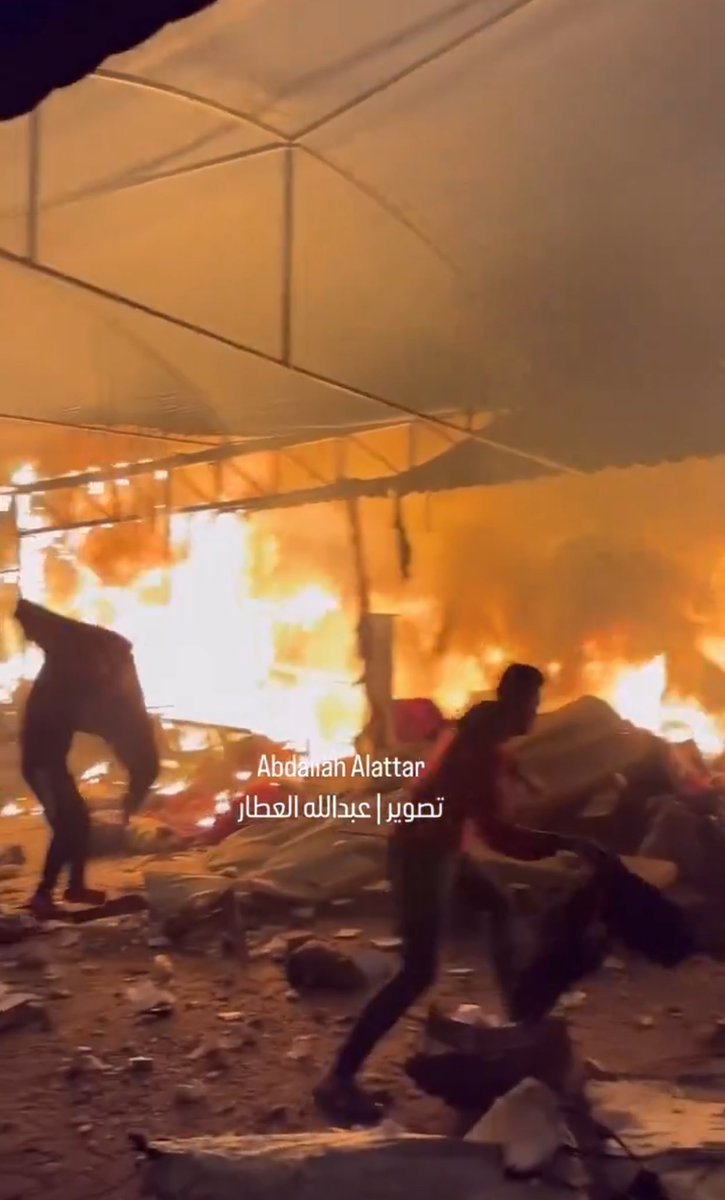 جيش الاحتلال الجبان الذي لا يستعرض إلا على الصغار والأبرياء العزل، الذي تصفعه مسيرة في أعتى قواعده، فيكون أقرب ردوده قصف خيام النازحين في مستشفى شهداء الأقصى بغزة، لتحترق بمن فيها أحياءً، والله والله لا يكفي هؤلاء كل يوم سابع من أكتوبر، قسمًا بالله ولا كل ساعة. وغدًا ترون من