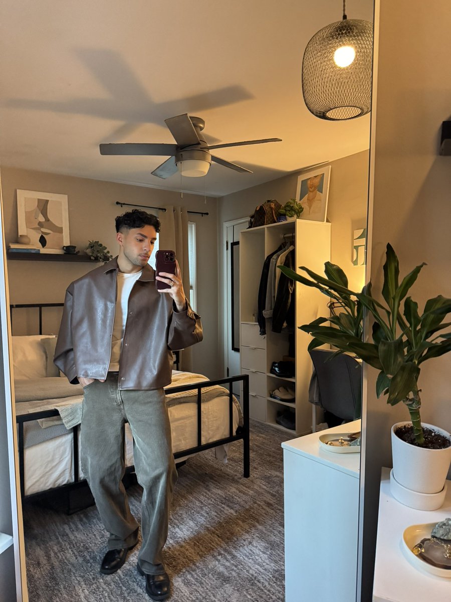 kfchristian's tweet image. weekend update 🤳🏽