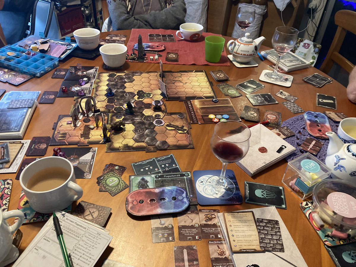 Alexandra Gilligan-Cook tweet media