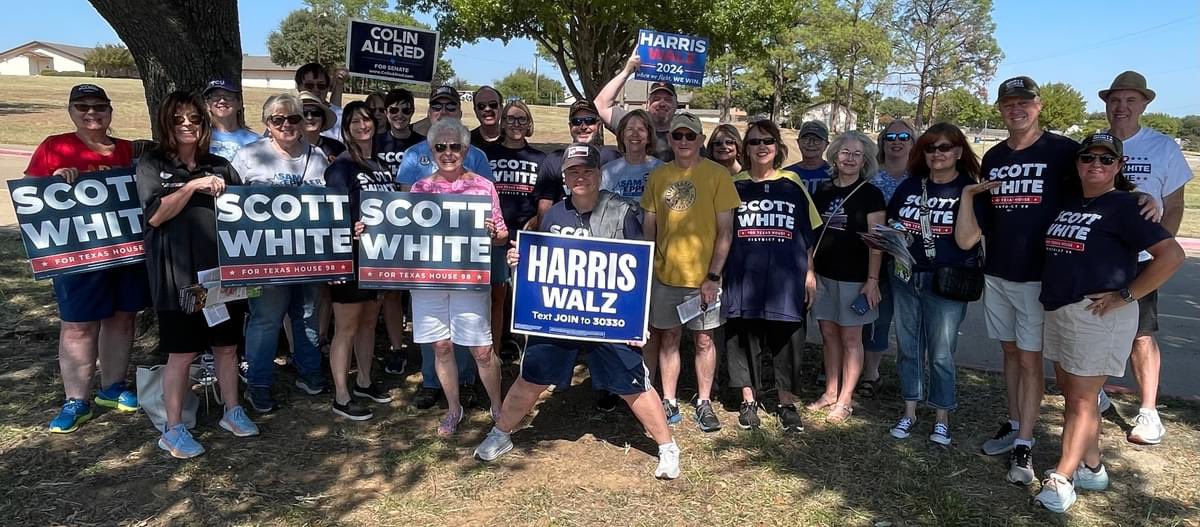 Northeast Tarrant Dems getting it done by block walking.  #VoteBlue  #TurnTexasBlue #DemocratsDeliver #GOTV <a href="/TarrantDemParty/">Tarrant County Democratic Party</a> <a href="/northeastdems1/">NE Tarrant Dems</a>