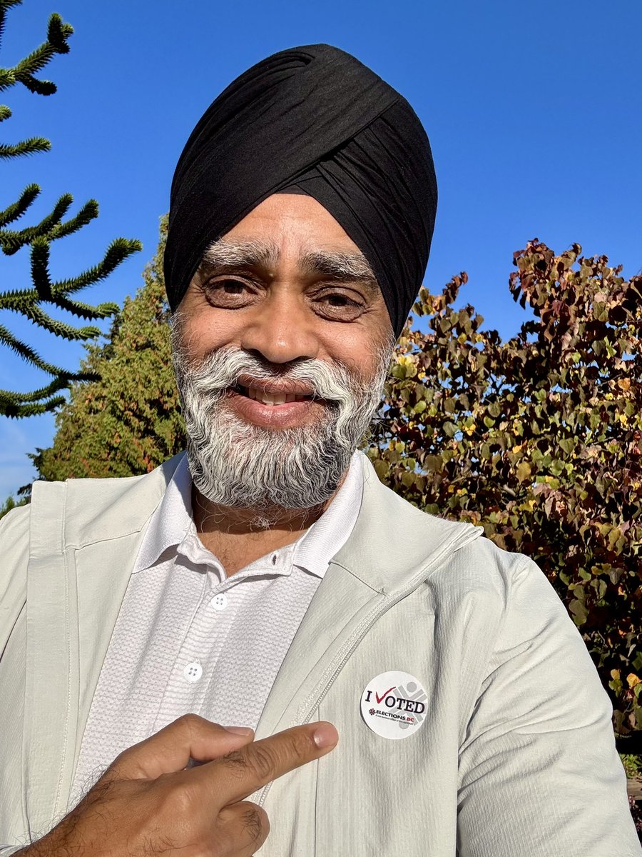 Got my vote in today during advance polls! 

Check out where you can vote here: elections.bc.ca

As a Federal Liberal there is only one option for me- BC 🍊 

Remember, don’t be blue this Thanksgiving!

Have a great long weekend!