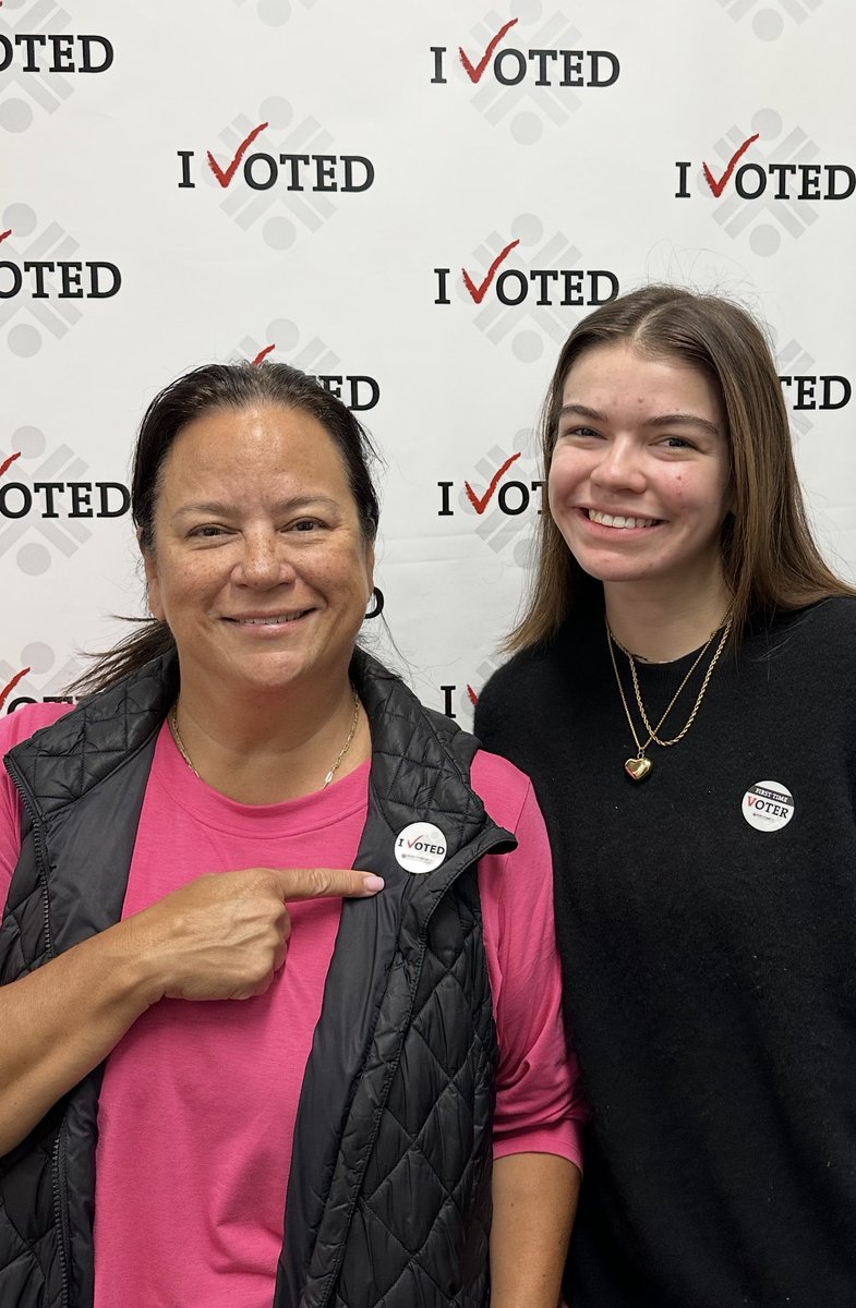 Grateful to go with this one on her first time activating her right to vote. Grateful to have the privilege of voting. ⁦<a href="/Puglaas/">Jody Wilson-Raybould (JWR), PC, OBC, KC 王州迪</a>⁩