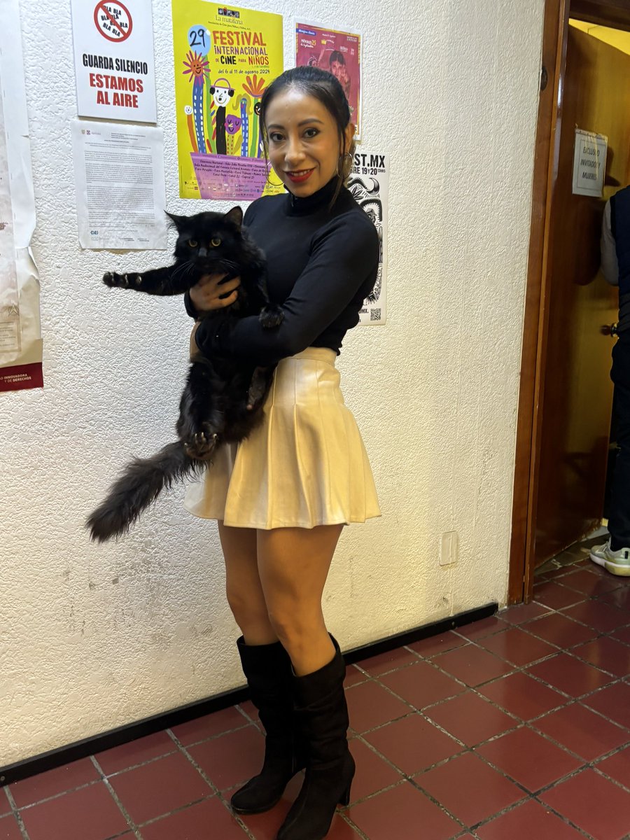 Sandy Hernández (@sandraivetteher) on Twitter photo Pues les cuento que <a href="/gatitosasalvo/">🐾🐾Gatitos a salvo🐾🐾</a> está haciendo una rifa para esterilizar michis 🐈🐱
¿Quién le entra?
#esterilizacion #gatitos Pues les cuento que <a href="/gatitosasalvo/">🐾🐾Gatitos a salvo🐾🐾</a> está haciendo una rifa para esterilizar michis 🐈🐱
¿Quién le entra?
#esterilizacion #gatitos
