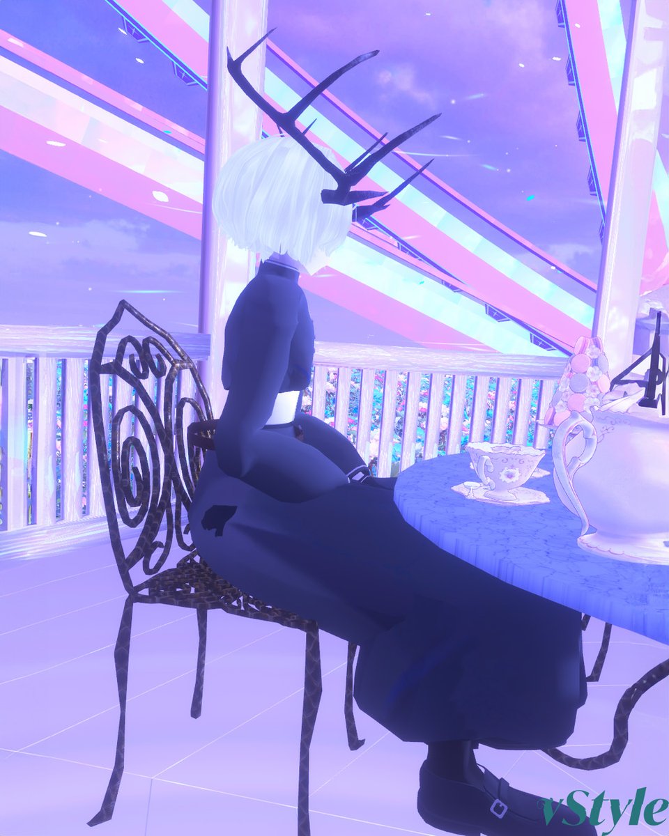 【vStyle File#29】     
Name: BoneyNBone
Platform: VRChat 
Shot at: floating castle flower garden ~ 浮城の花園 ~
#VRChat #VRChatPhotography #vrchatmoments #vStyle #furry #vrphotographer