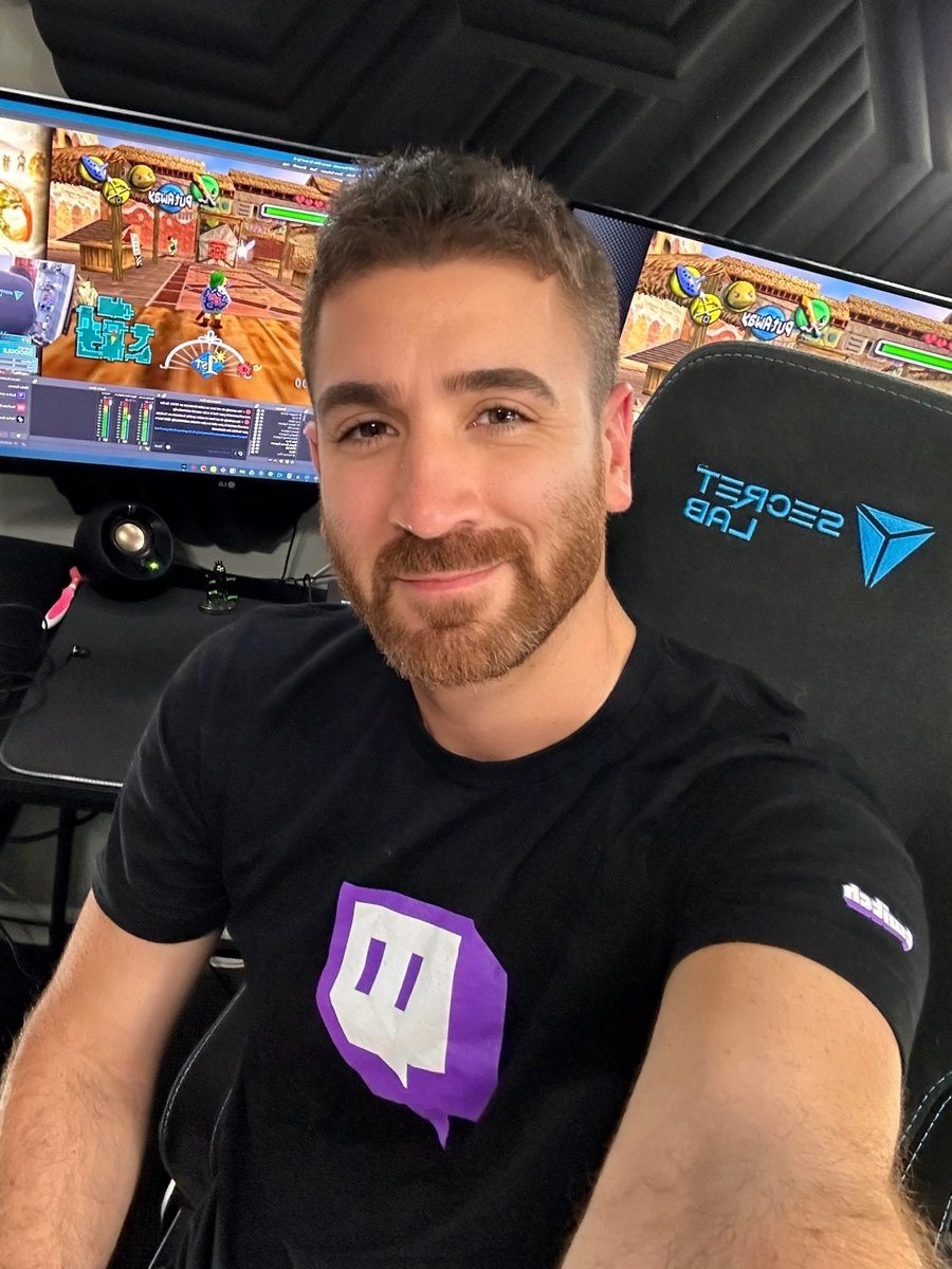 I let the clock run in Majora's Mask so that I could take this picture... 

🔗 LIVE NOW @ twitch.tv/droogle

#Twitch #Zelda #MajorasMask #Streamer #TwitchStreamer #TwitchStreamers #TwitchStreaming