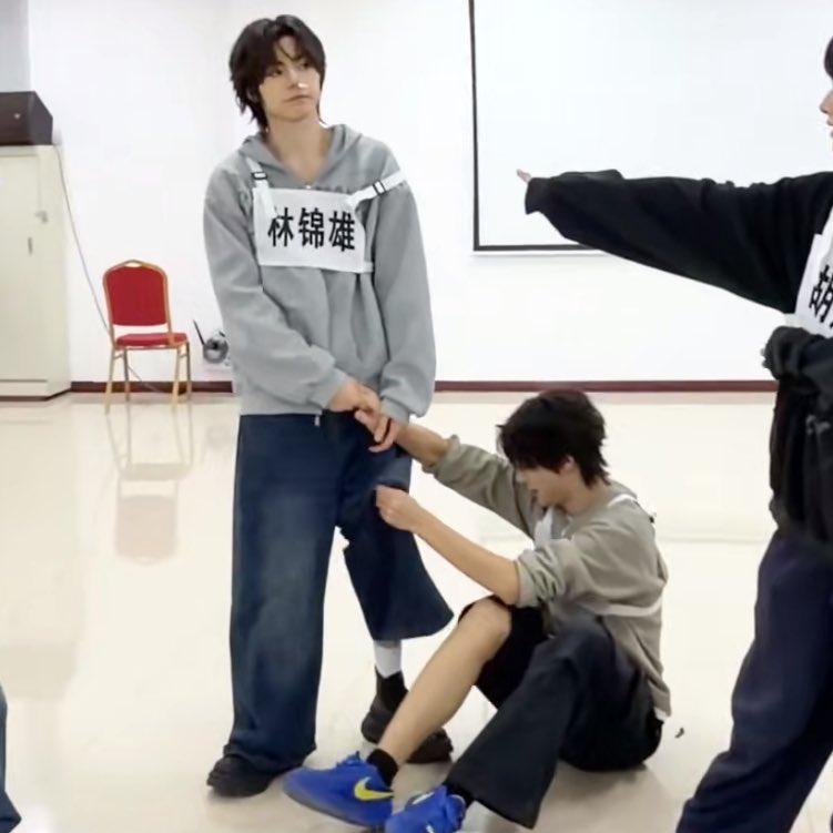 ฉงผมสีนี้น่าร้ากกกก น้ำตาลเข้มแบมบี้อะ