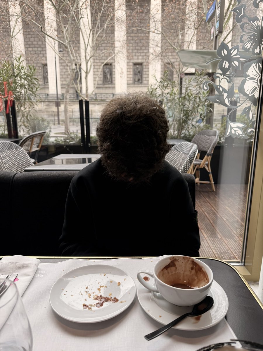 jclabarre's tweet photo. Hommage à mon fils qui se moque de mon compte X en ce 31 janvier 2026. https://t.co/l8pf1zxWwG