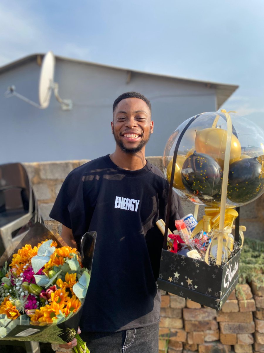The smile says it all... I would like to say thank you to everyone who loves and supports me... much love to you guys

#BBB266 
#BBMzansiS6
#BigBrotherMzansi 
#bigbrothermzansiS6 
#OfentseModise 
#Fencers