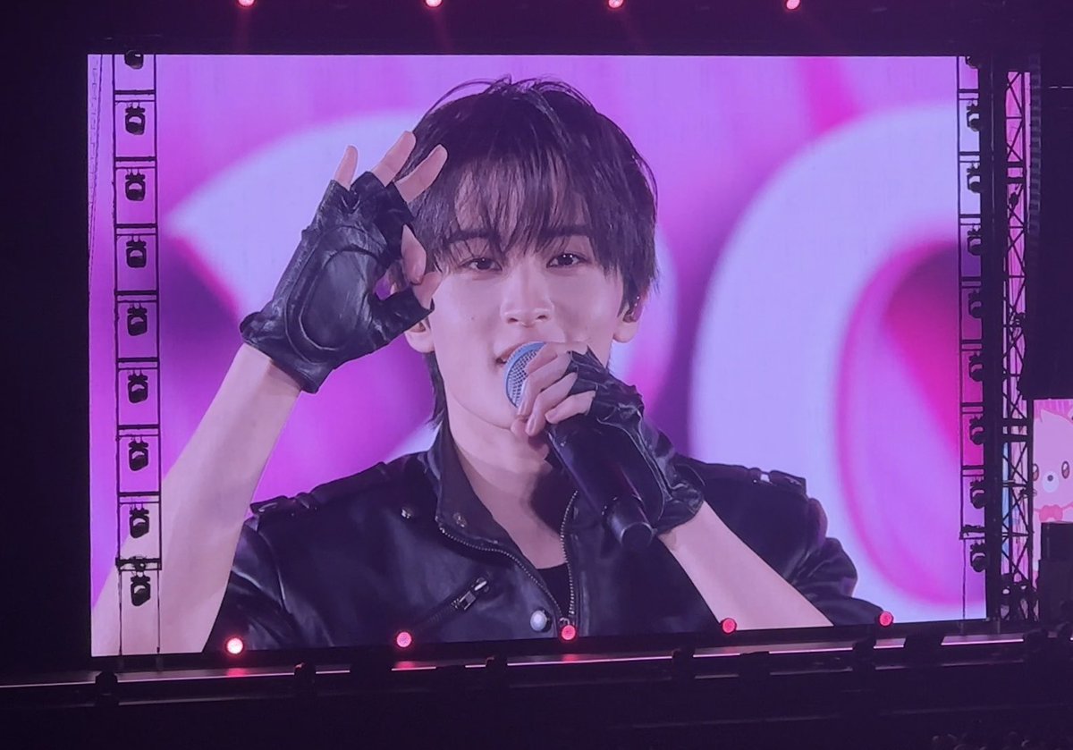 Kram1999 tweet media