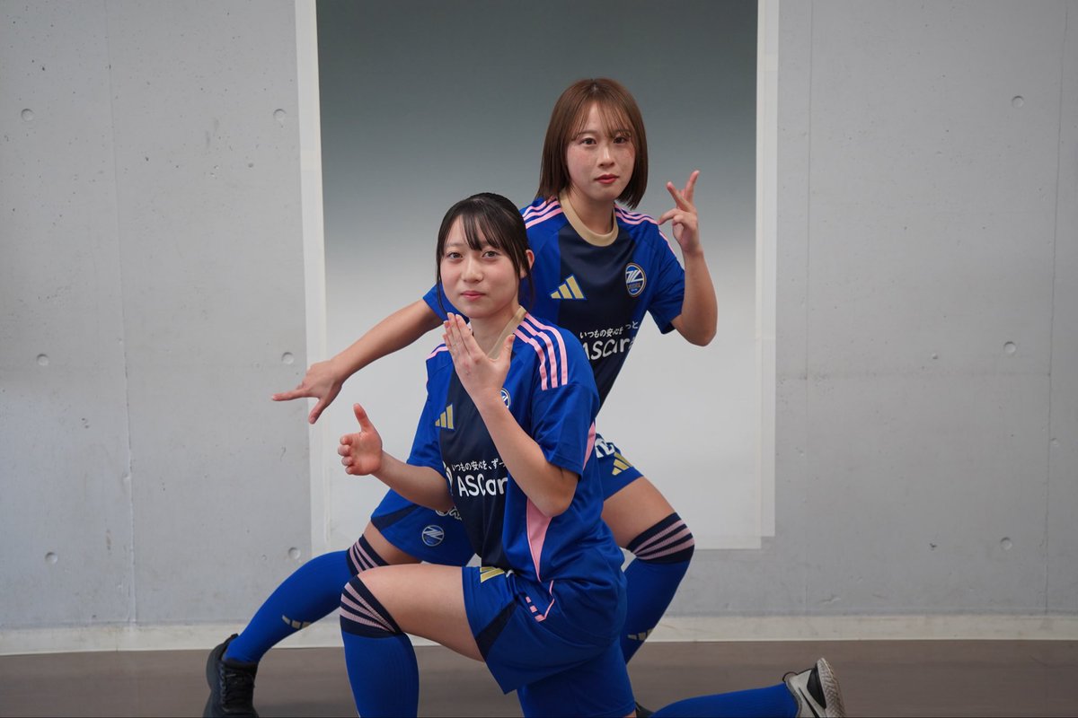 🔵⚪️
𝐎𝐅𝐅 𝐒𝐇𝐎𝐓

写真撮影の様子をInstagramにUPしました‼︎📸
ぜひチェックしてください💙

▽photo gallery
instagram.com/p/DUK6YbPEuwp/…

#zelvia
#ゼルビアレディース
#FC町田ゼルビア