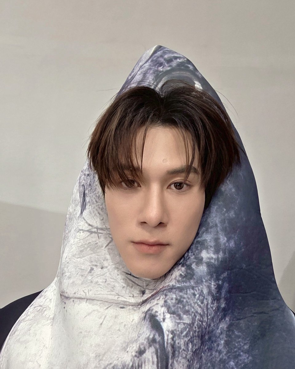 Hirunkit_'s tweet image. Life 🙂