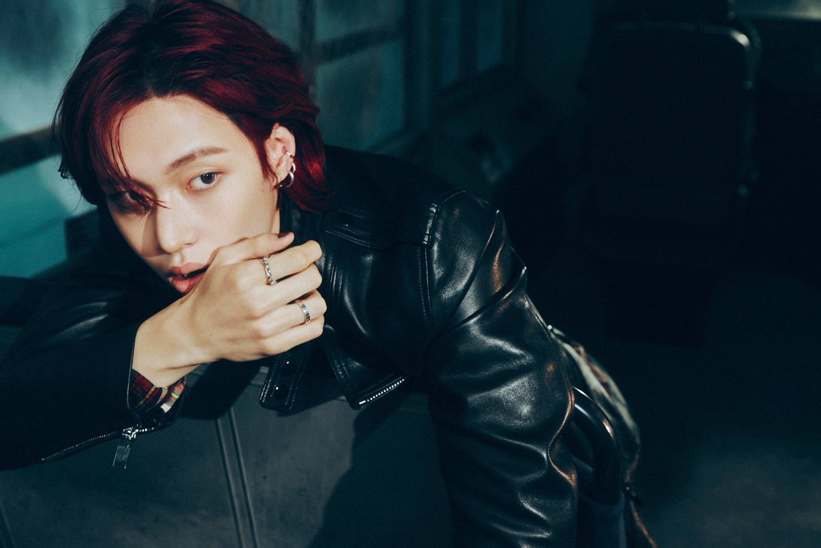 _db_dhf_'s tweet image. 레더 라이더 자켓입으면 센티넬 모드 발현되는거 재능있어 계속해