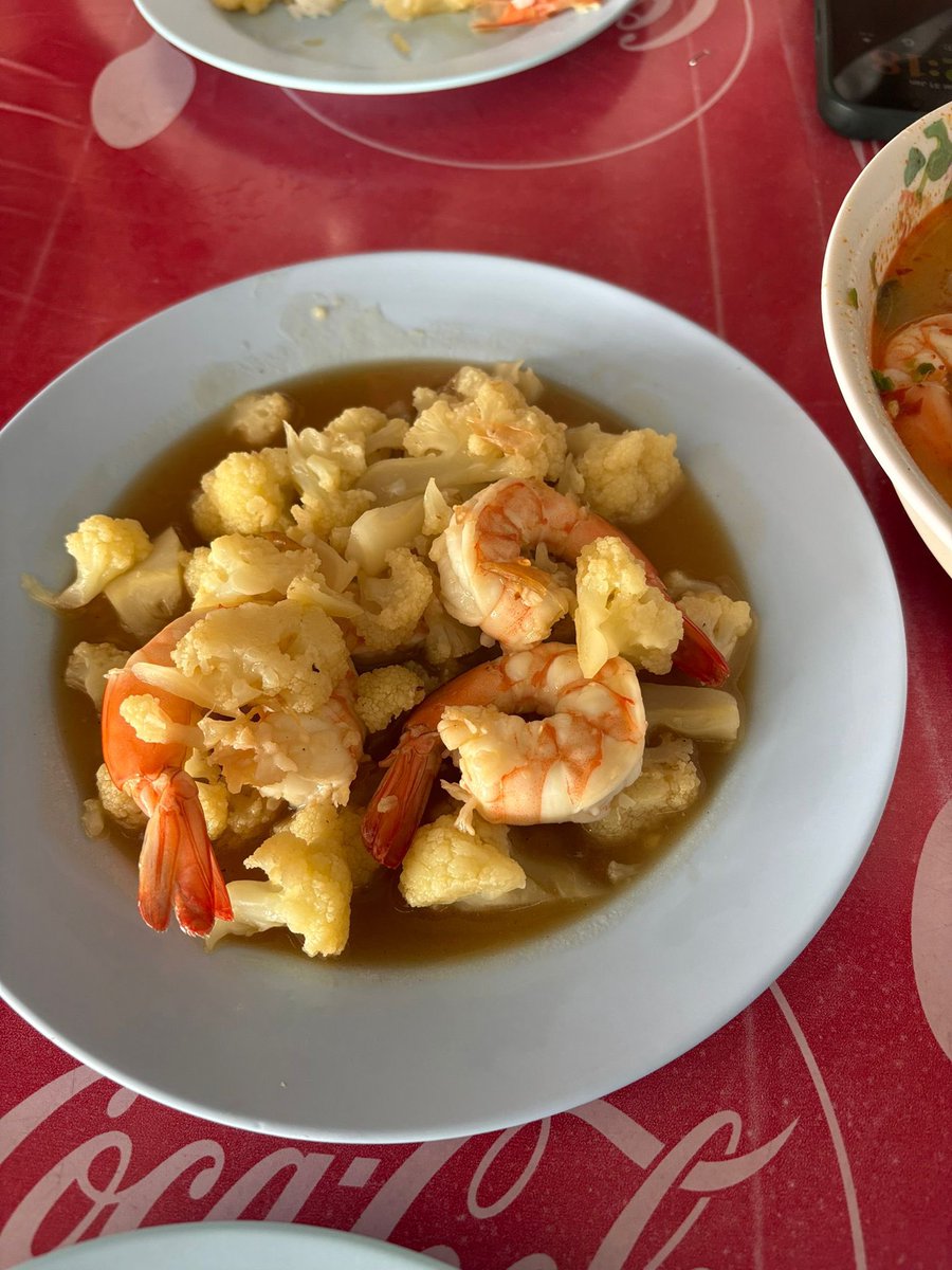 bongtao's tweet image. ขอถามชาวเนทครับว่า สิ่งนี้เรียกว่า "ดอกกระหล่ำ" หรือว่า "ดอกคะน้า"