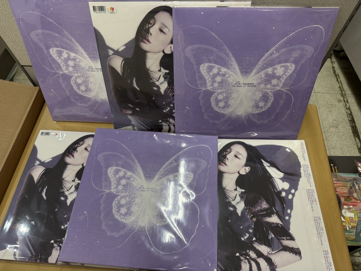 260131 대전 뮤갤 뮤앤갤 뮤직앤갤러리
한국가요 신보 LP 입고완료!

#태연 #TAEYEON 
태연의 솔로 활동 모든 여정이 담겨있는 베스트 앨범의
LP 버젼이 입고되었습니다!
판매가 ₩92.000

내일 2/1 일요일은 상가 정기휴무입니다!
문의☎️ 010-7913-6793