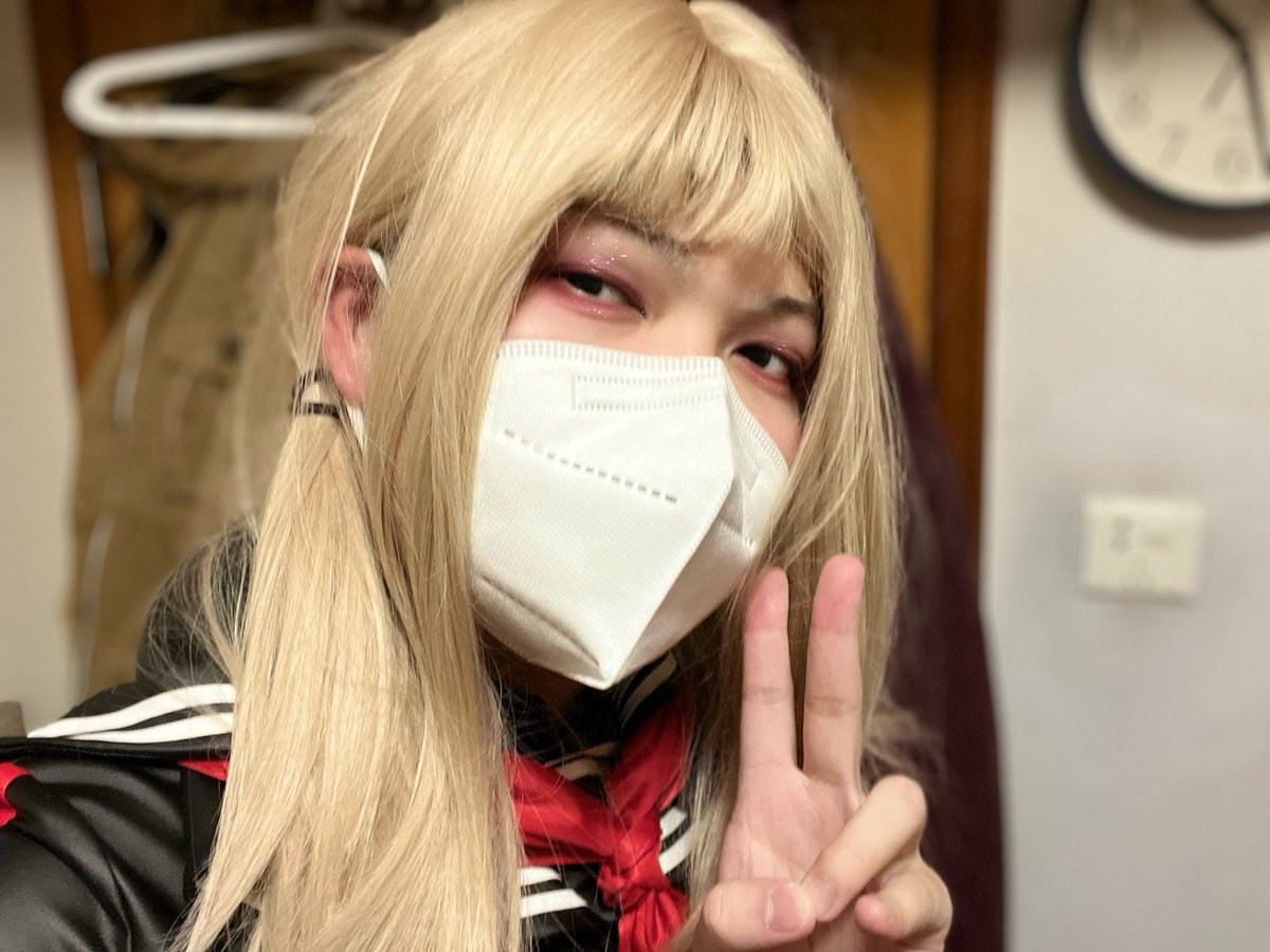 DUSttts's tweet photo. 女装一下 https://t.co/tIDjdkQz5S