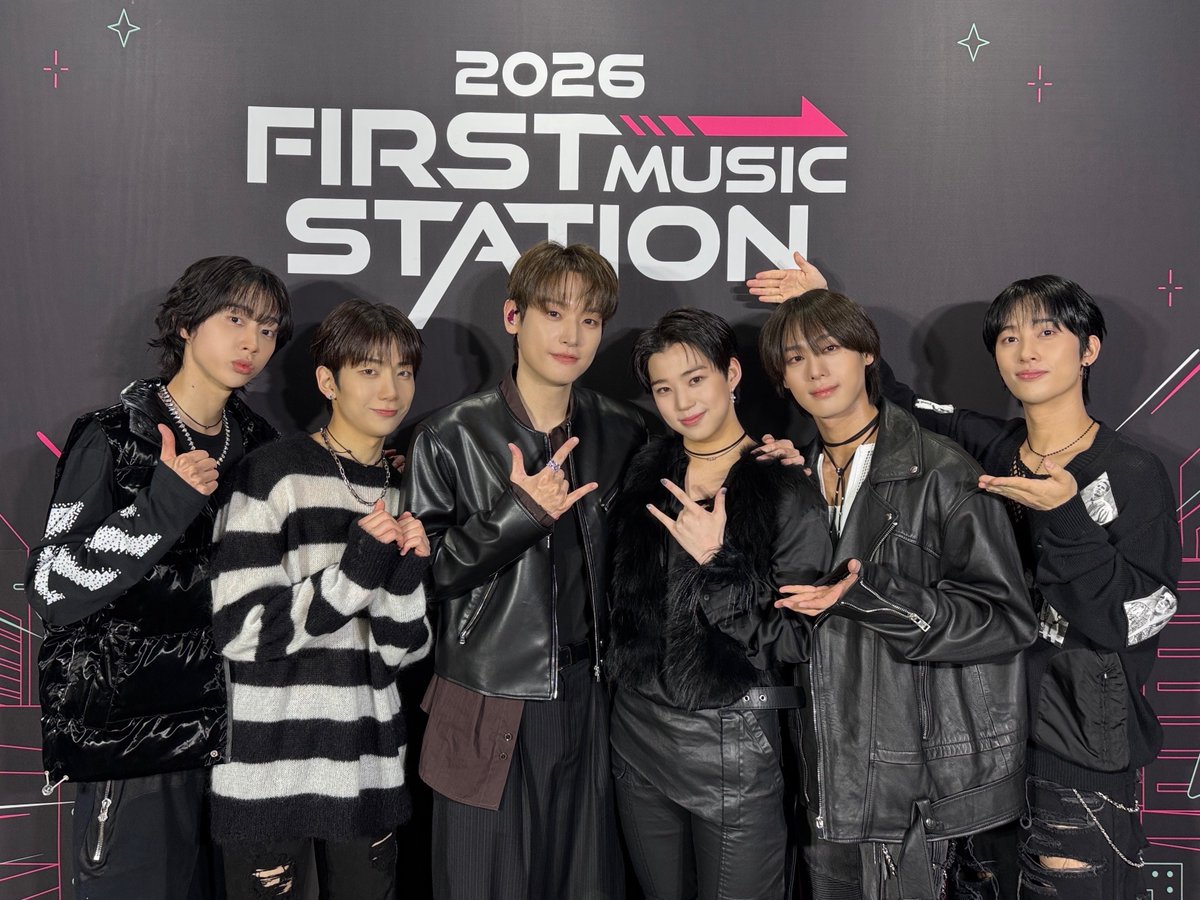 [📸] 2026 FIRST MUSIC STATION

너무 멋진 무대를 보여주신 인성 선배님과 함께🤍

<a href="/1stmusicstation/">FIRST MUSIC STATION | 퍼스트 뮤직 스테이션</a>
#HiFiUnicorn #하이파이유니콘 #HFU #하파유 
#SF9 #인성