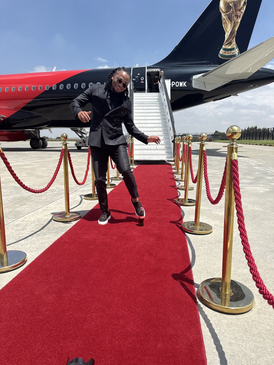 siphiweshabba's tweet image. FIFA 🌎World Cup Trophy 🏆 Tour 🇿🇦📍
@CocaCola #cocacolagetsyoucloser #feelitall