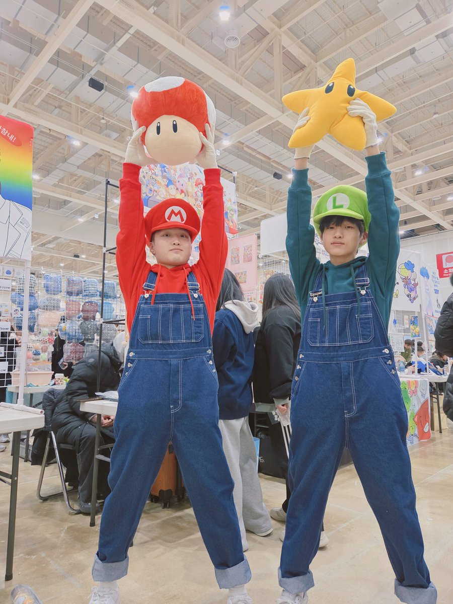 청코에서 마리오 형제들을 만났어요😊