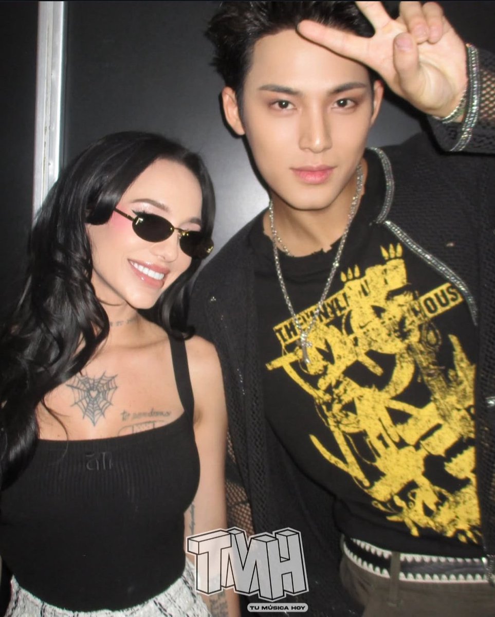 kissycoups's tweet image. a veces me acuerdo de esta foto y me cago de risa un rato