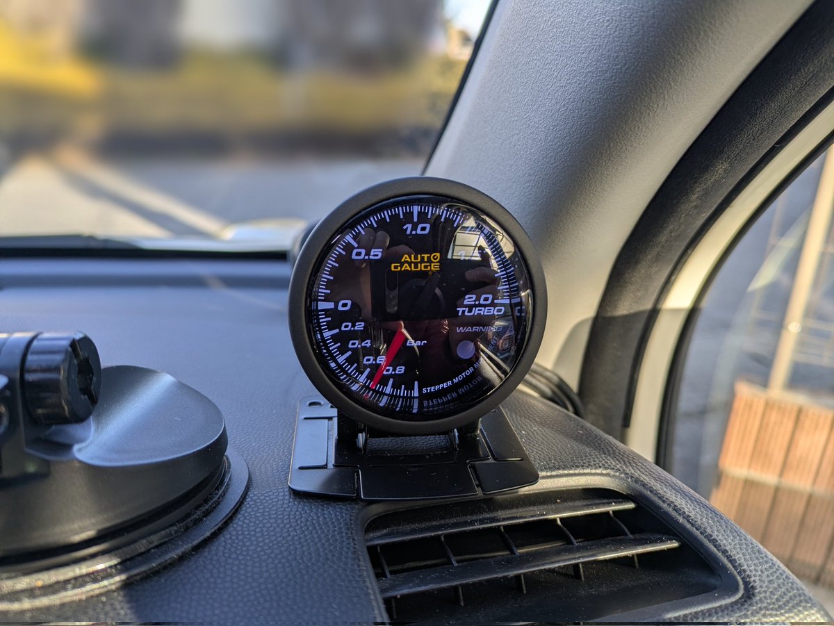 panda_evo7's tweet image. ランエボでもミラジーノでも無く、ライフにブーストメーターを取付👍
さあこれで準備は整った😁