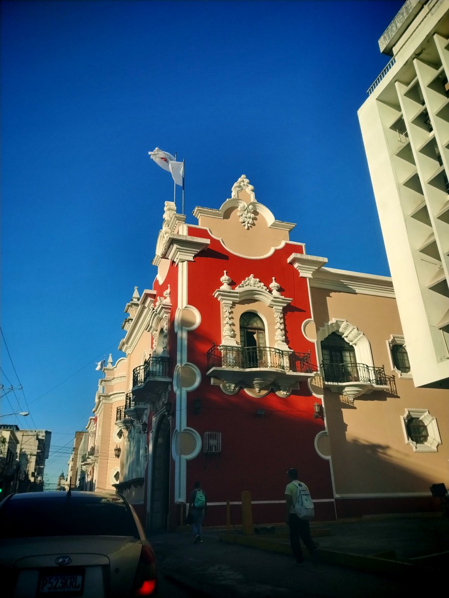 Atardecer, Edificio de Correos de la ciudad de Guatemala