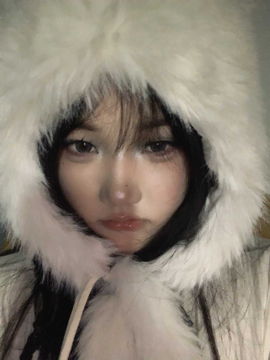 纯情总裁是饺子 tweet media