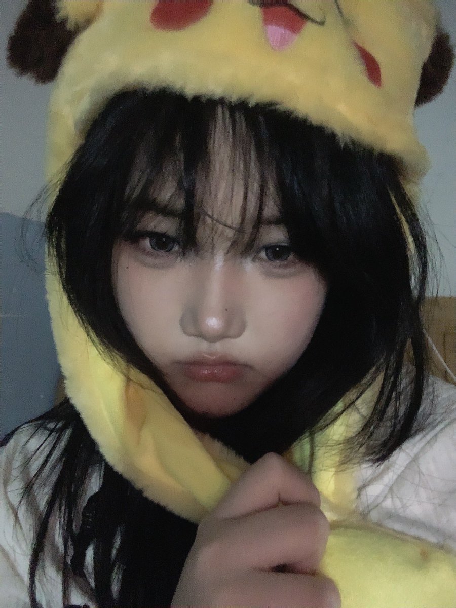 纯情总裁是饺子 tweet media