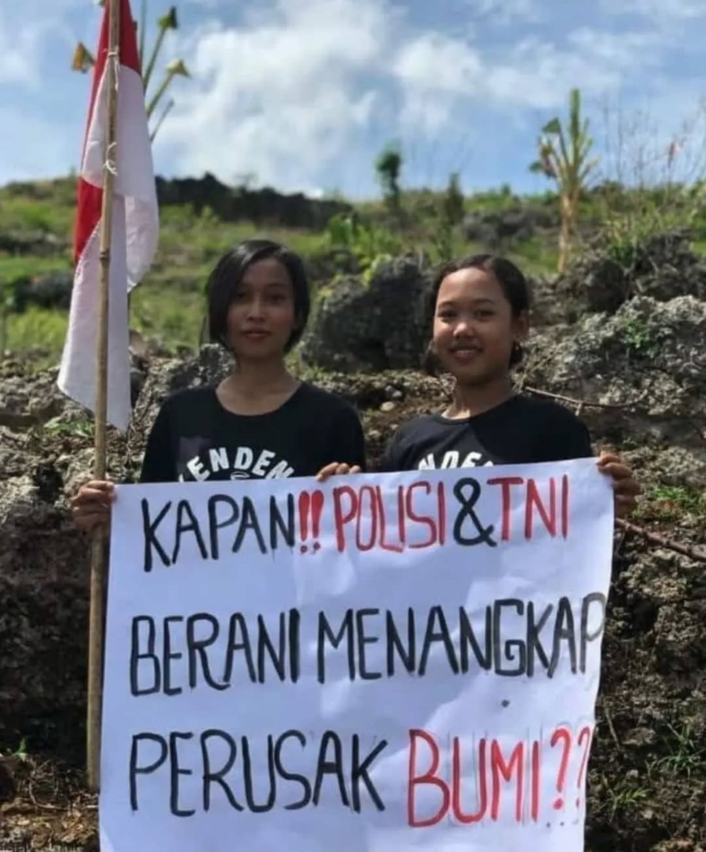PERTANYAANMU TERLALU BERAT, DIK... 
"Hingga kiamat dua hari lagi terjadi pun, mungkin pertanyaanmu tak akan terjawab. 
Engkau tahu? 
Kiamat akan menghentikan semua aktivitas makhluk hidup, kecuali MBG!"

#Ngik
