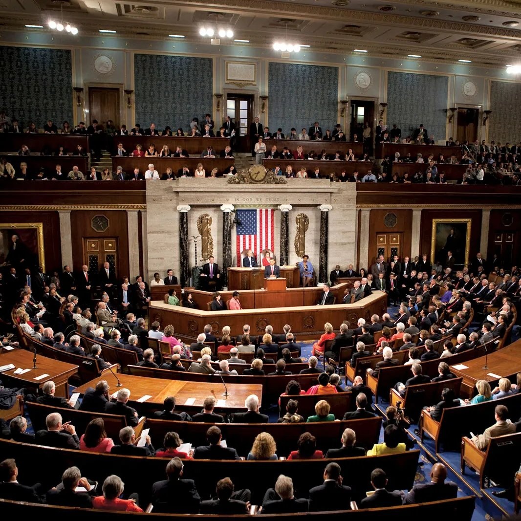 CryptosR_Us's tweet image. 🚨🇺🇸WHITE HOUSE CRYPTO SUMMIT SET FOR FEB 2

The Trump administration will host banking and crypto leaders at the White House on Monday, February 2, 2026, aiming to break the Senate deadlock over the CLARITY Act.

Led by the White House crypto council, the meeting focuses on a…