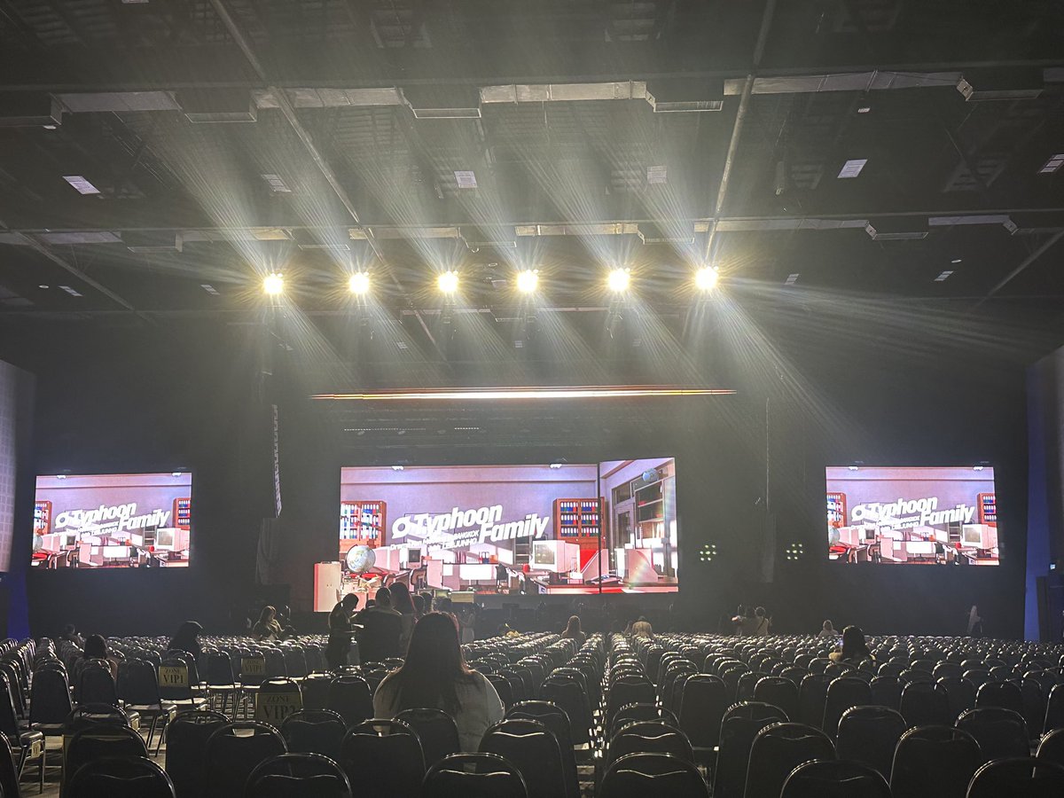 We’re in! 💛

#이준호 #LEEJUNHO
#태풍상사 #TyphoonFamily
#O3Collective #O3CLTV
#LeeJunhoITPPAPHilippines