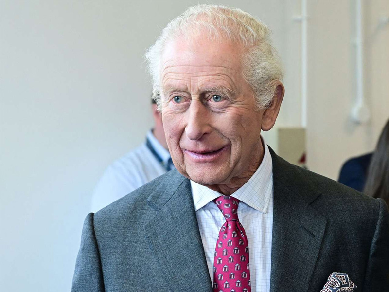 SentinelDigest's tweet photo. King Charles faces calls for a formal apology over Britain's role in transatlantic slavery. New research highlights the monarchy's deep involvement. What does this mean for historical accountability? 🤔 #UKMonarchy #SlaveryReparations #Nigeria

Read more: https://t.co/gkk7iqchcW https://t.co/eU3mm61i7d