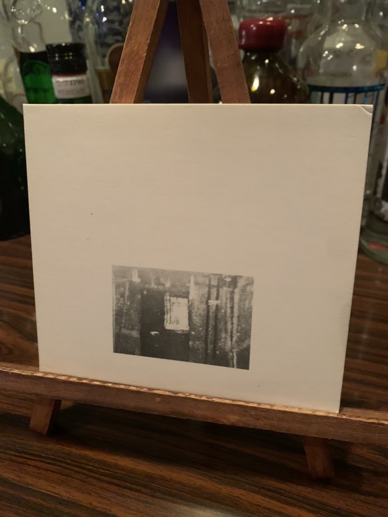 2026.01.31 scivias open.
Giuseppe Ielasi
『its appearance reflected by three copies』
スキヴィアス今日はイタリアのジュゼッペ・イエラシの作品からオープン。