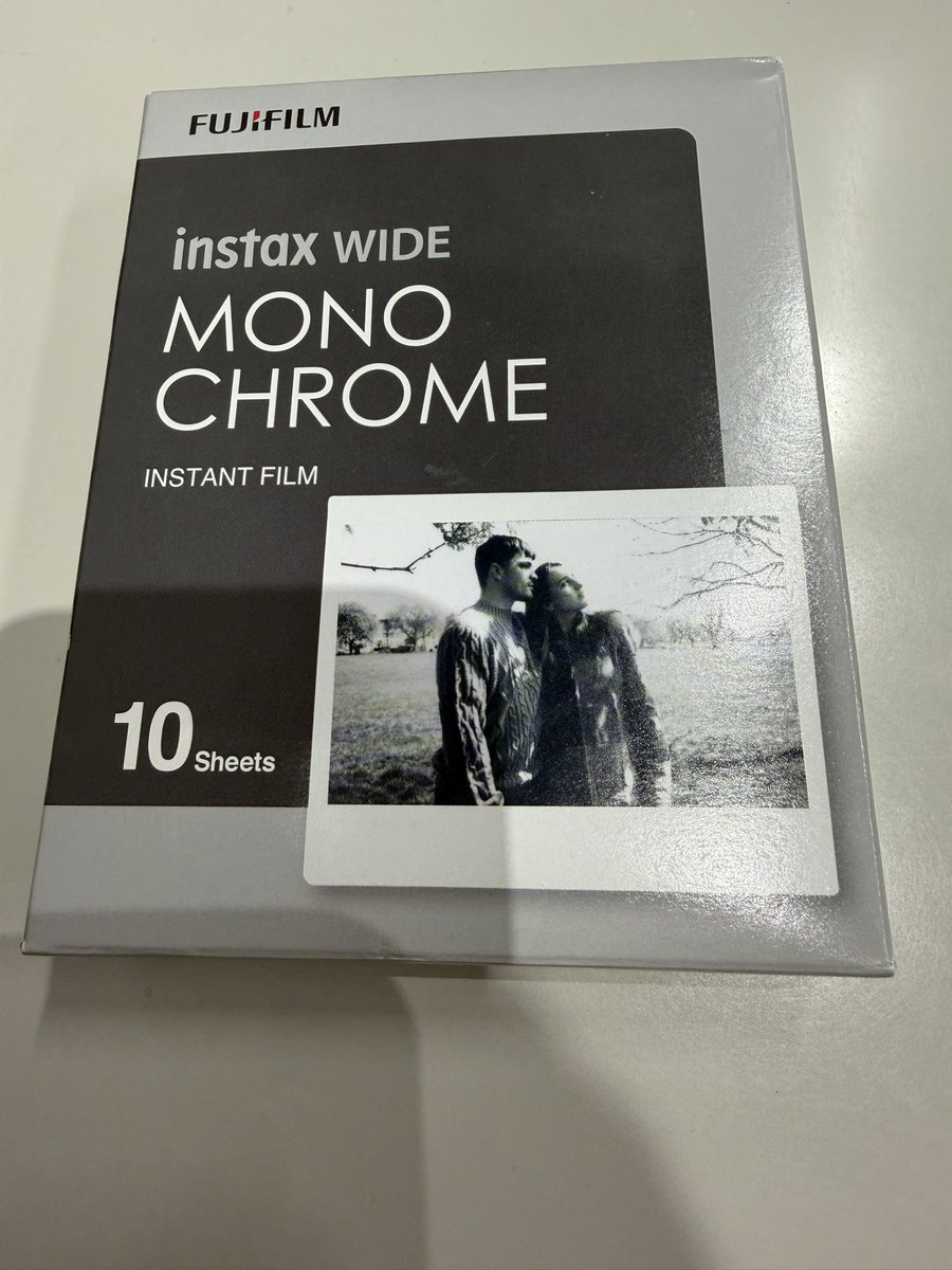日頃の感謝を込めて、
本日、池袋店にて先着1名様限定！

FUJIFILM instax WIDE MONO CHROME を
1点プレゼントいたします🎁

ご来店の際は、こちらのX（旧Twitter）画面のご提示をお願いいたします。
